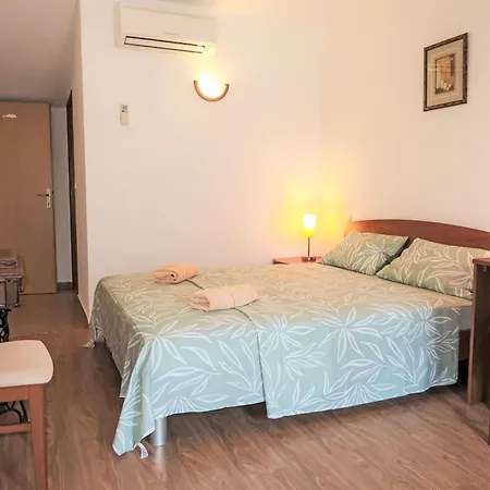 Nika By Interhome בית נופש Kršan