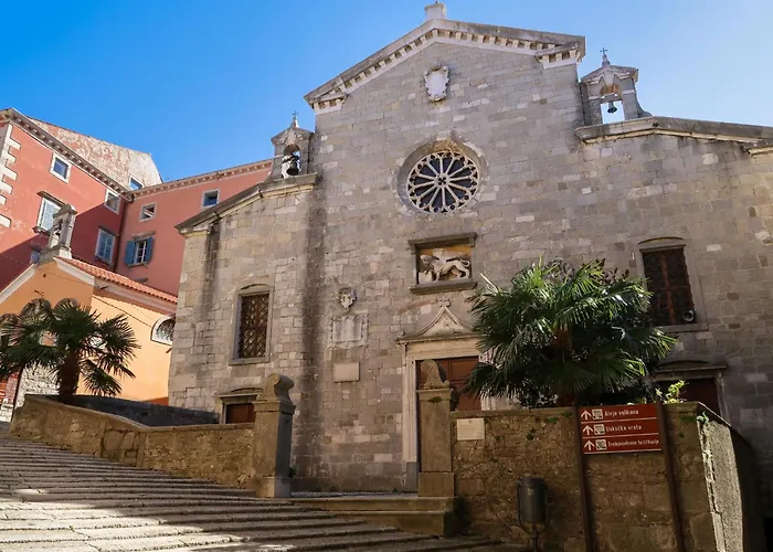 Vakantiehuis Nika By Interhome *