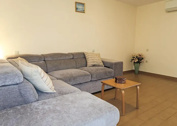 Nika By Interhome Vakantiehuis